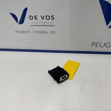 Citroen C3 Aircross 1.2 e-THP PureTech 110 Front camera 2020 1640246380-9828694980-1692662080