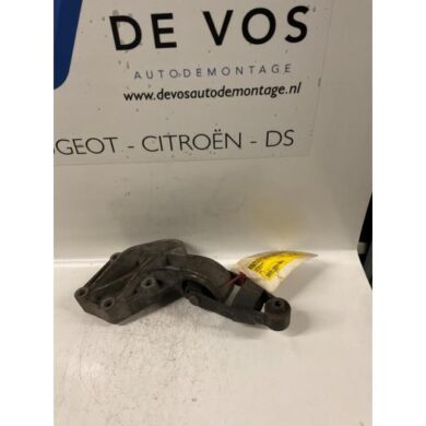 Peugeot 605  Engine mount SFZ 1992 183935