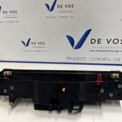 Peugeot Partner  Lock plate 2023 9830512680