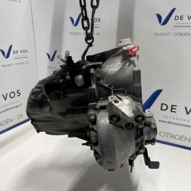 Opel Vivaro 1.5 CDTI 120 Gearbox YHV-YH01 2024 9857571480 20MB67