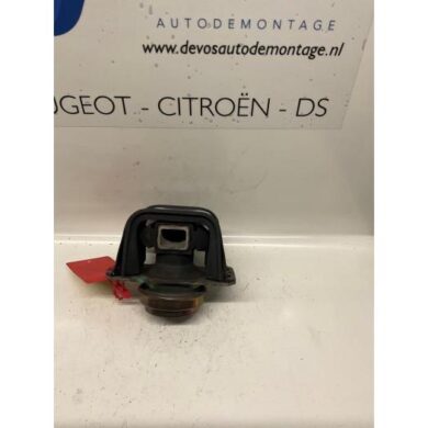 Citroen C4 1.6 HDi 16V Engine mount 9HX 2005 1807GF-1807X2