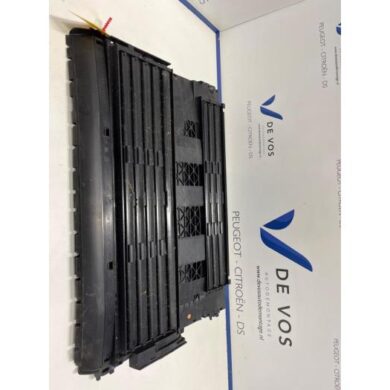 Peugeot 5008 1.2 12V Hybrid Luchtgeleider 2022 9817002880-9855653580