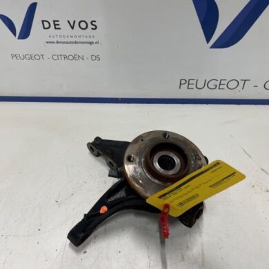 Peugeot 2008 1.2 VTi 12V PureTech 100 Achsschenkel rechts vorne 2024 9836654680-9864565680