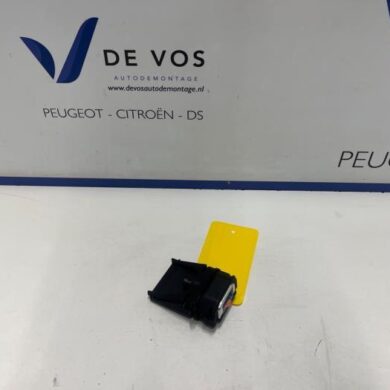 Citroen C4 Cactus 1.2 PureTech 110 12V Front camera 2018 1640246480-9828694980-1692662180