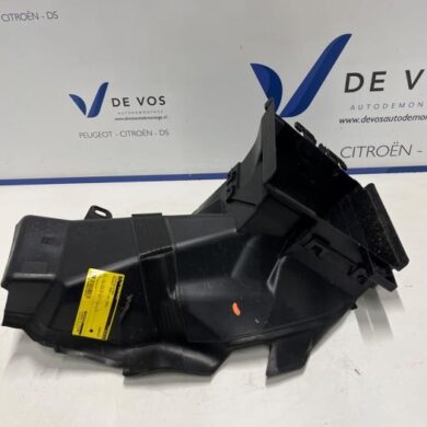 Peugeot 5008 1.2 12V Hybrid Luft Leitung 2022 9836834080