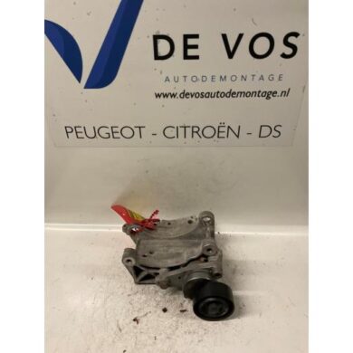 Citroen C4 1.6 16V Alternator lower bracket NFU 2005 5708L8-5708F8