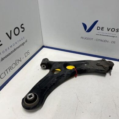 Peugeot 208 1.2 Vti 12V PureTech 75 Draagarm links-voor 2021 9857903080