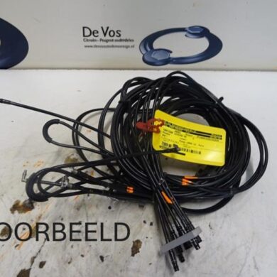 Peugeot 308 2.0 HDi 16V Euro 5 FAP Cabriodak leiding hydraulisch 2011 8446V3-8446V4-8446V5-8446V6-8446V7