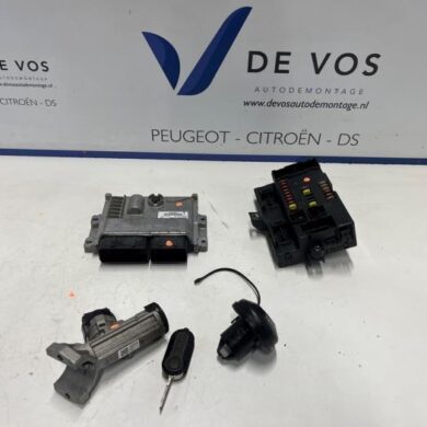Opel Movano 2.2 D 140 Engine management computer 4H03-AH03 2022 1640419280-9839383580