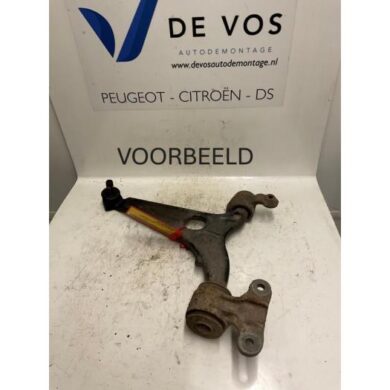 Peugeot 807 2.0 HDi 16V 120 Front wishbone, left 2006 3520S5-3520X0