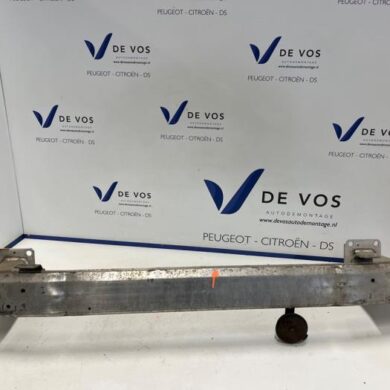 Peugeot Expert 2.0 Blue HDi 120 16V Bumperframe voor 2019 9809879580