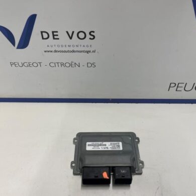 Peugeot 308 1.6 16V HYbrid 180 e-EAT8 Computer hybride accu 2023 9849315880