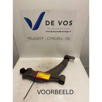 Citroen Xsara  Front wishbone, right 2001 3521E6