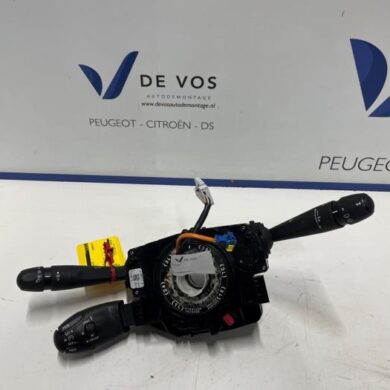 Peugeot 308 1.2 12V e-THP PureTech 110 Kombischalter Lenksäule 2015 98154494ZD-98072688ZD