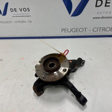 Opel Corsa 1.2 12V 75 Achsschenkel links vorne 2025 9826780480