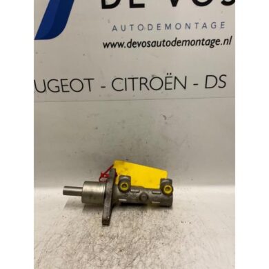 Peugeot 407 1.6 HDi 16V Hoofdremcilinder 9HZ 2006 4601P6