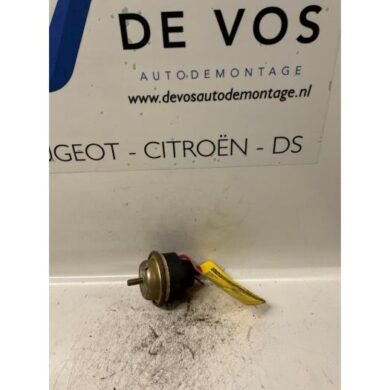 Peugeot 306 1.6i XR,XT,ST Engine mount NFT 2002 484442