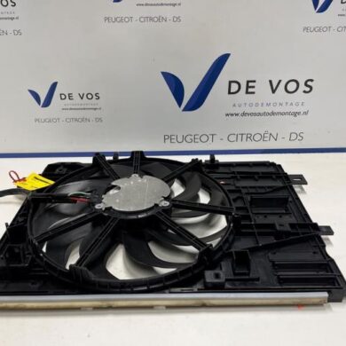Peugeot 5008 1.2 12V Hybrid Cooling fan housing 2022 9836055280