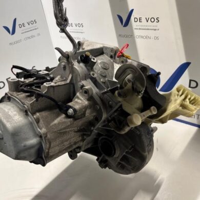 Peugeot 2008 1.5 BlueHDi 100 Versnellingsbak YHY 2019 1643634980-1643635080 20ET69