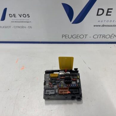 Peugeot 308 1.6 16V GTI Zekeringkast 2011 9807029180-9675878780