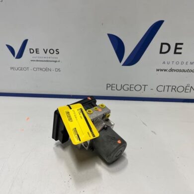 Opel Vivaro 1.5 CDTI 120 ABS Pomp YHV-YH01 2024 1695240880-1695250180-1695242880-9859943180