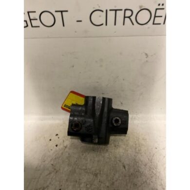Citroen Xantia 1.8i X,SX Verdeelblok Stuurbekrachtiging 1994 402400