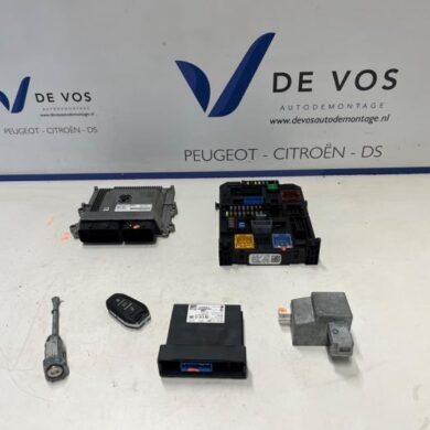 Peugeot 2008 1.2 VTi 12V PureTech 100 Computer Motormanagement HNK-HN05 2024 9851418180-1691499080-6505151680