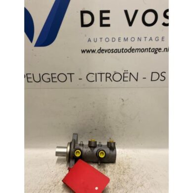 Citroen Jumper 2.2 HDi 120 Hoofdremcilinder 4HU 2006 4601T6