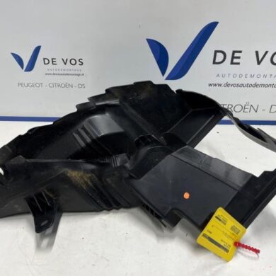 Peugeot 308 1.2 PureTech Hybrid 136 Luchtgeleider 2023 9836046580