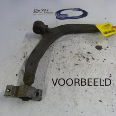 Peugeot 406 2.0 16V Front wishbone, right 2000 3521E1