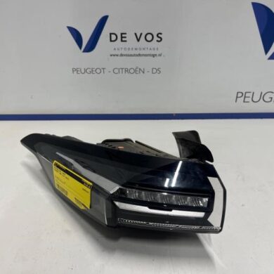 Peugeot 308 1.6 16V HYbrid 180 e-EAT8 Achterlicht links 2023 9835299480