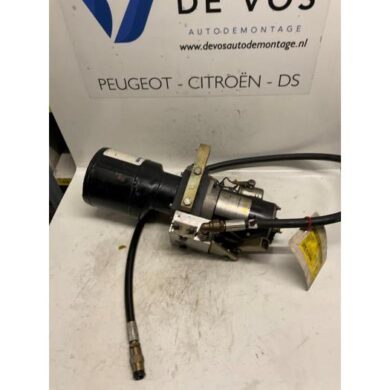Peugeot Boxer  Oil pump THX 1999