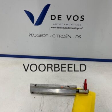 Peugeot 206 1.6 16V Gasdemper Cabriodak 2004 8446G3