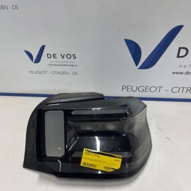 Citroen C3 1.2 PureTech 100 Achterlicht rechts 2025 9845616480