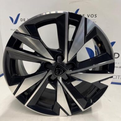 Peugeot 308 1.6 16V HYbrid 180 e-EAT8 Wheel 2023 98350582EH