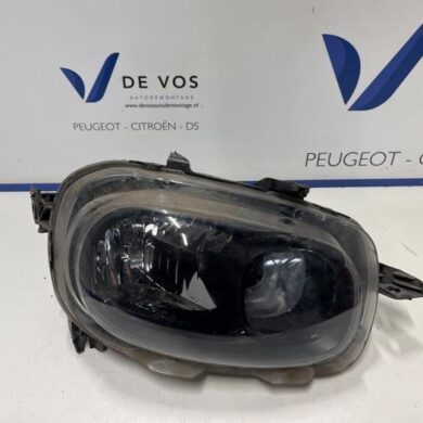 Citroen C3 1.2 Vti 12V PureTech Koplamp rechts 2019 9820059280