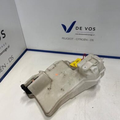 Peugeot 208 1.2 Vti 12V PureTech 75 Ruitensproeiertank voor 2021 9828382980-9836396080