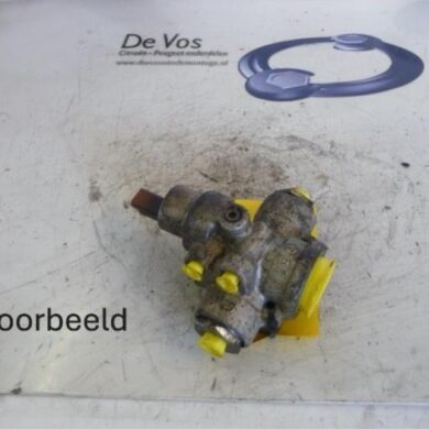 Citroen C5 2.0 16V HD Regelaar (Vering) 2008 5277J7