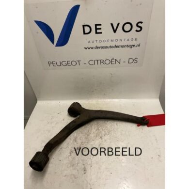 Peugeot 605 3.0 SV Draagarm rechts-voor 1992 3521G6