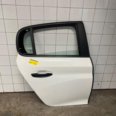 Peugeot 208 1.2 Vti 12V PureTech 75 Tür 4-türig rechts hinten 2021 9827578080