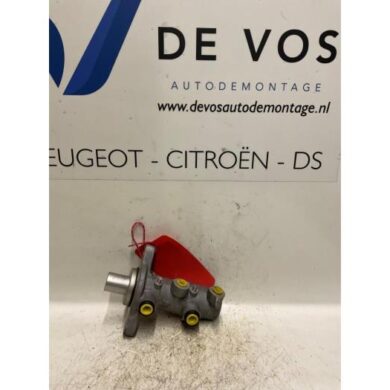 Peugeot Boxer  Master cylinder 4HV 2009 4601T6