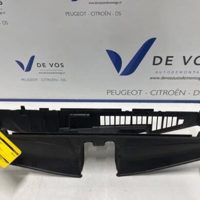 Opel Astra 1.2 Turbo 110 12V Luft Leitung 2024 9842350180