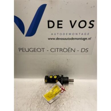 Peugeot Expert 1.9D Master cylinder WJZ 1999