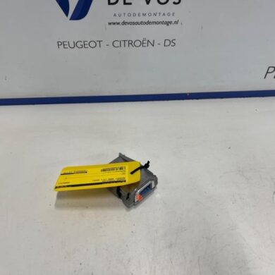 Peugeot 2008 1.2 VTi 12V PureTech 100 Camera voorzijde 2024 9855566280-1691089380