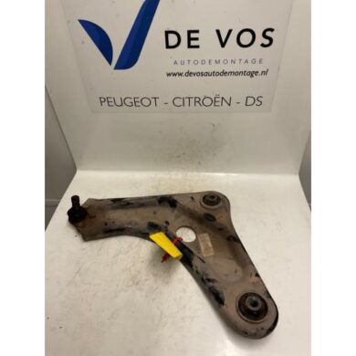 Citroen C3 Picasso 1.4 16V VTI 95 Draagarm links-voor 2009 3520W5