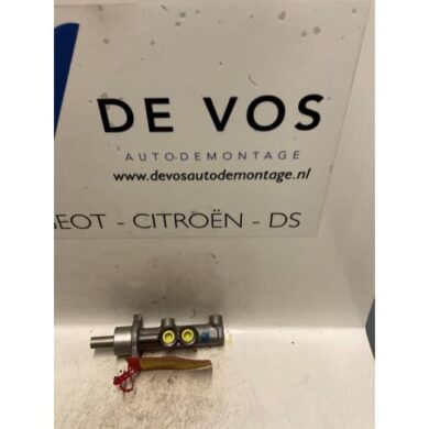 Citroen C2 1.6 16V VTR Hoofdremcilinder NFU 2004 1601R0
