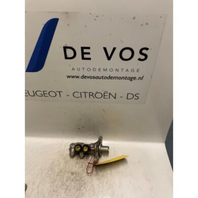 Citroen C3 Picasso 1.6 HDi 16V 90 Hoofdremcilinder 9HX-9HX9H02 2010 4601R8