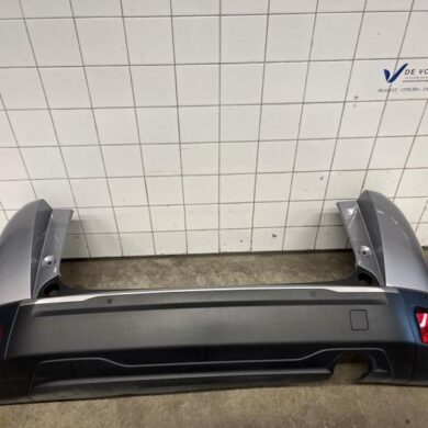 Peugeot 2008 1.2 VTi 12V PureTech 100 Stoßstange hinten 2024 98385169XT-982729811T-982729801T