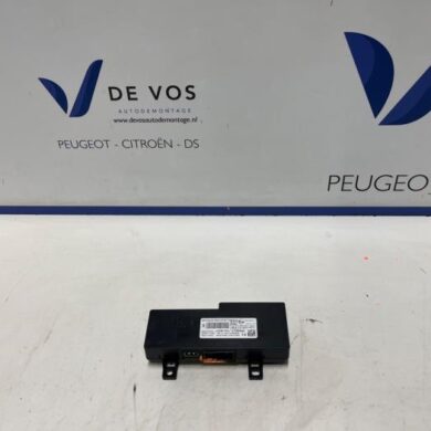 Citroen C5 Aircross 1.2 e-THP PureTech 130 Phone interface 2020 9831611580-9847654980