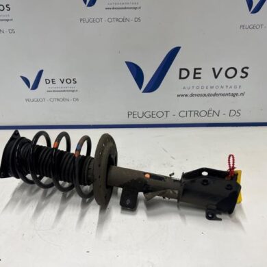 Peugeot 2008 1.2 VTi 12V PureTech 100 Stoßdämpferstrebe links vorne 2024 9836654780